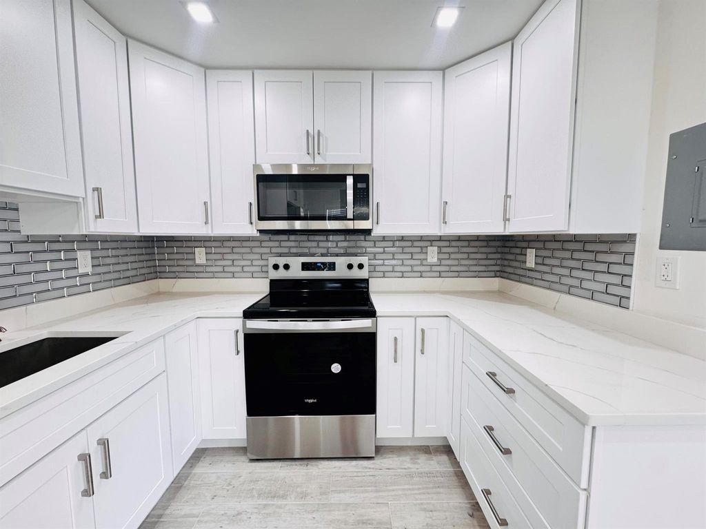 Photo of 169 Normandy D #D, Delray Beach, FL 33484 (MLS # R11121794)