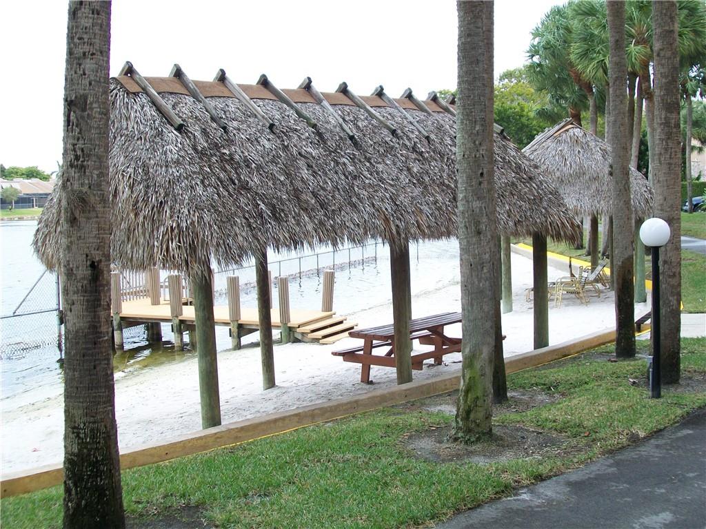 Colony Point - Residential