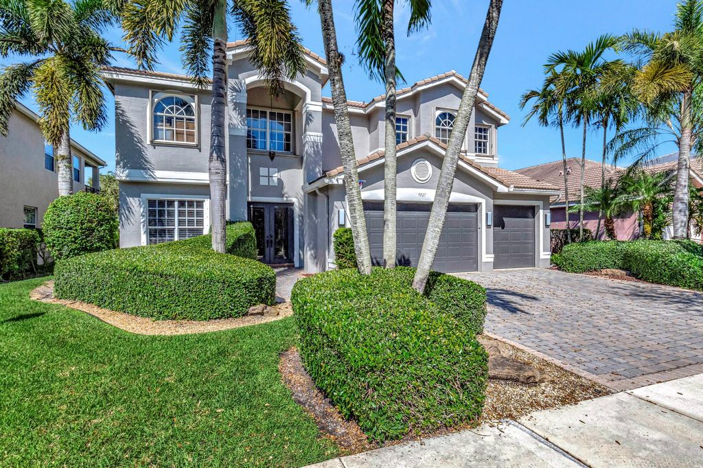 Photo of 9527 Barletta Winds Point, Delray Beach, FL 33446 (MLS # R10962264)