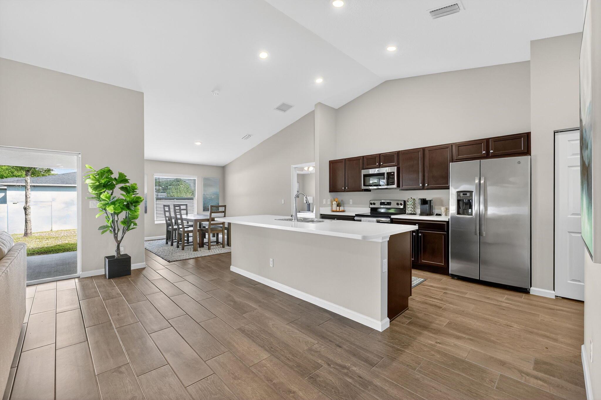 PORT ST LUCIE SECTION 13 - Residential