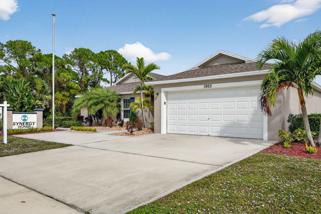 Photo of 1965 SW Bayshore Boulevard, Port Saint Lucie, FL 34984 (MLS # R11143430)