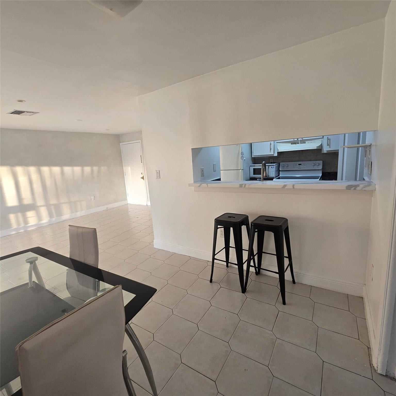 Continuum Condo - Residential Lease