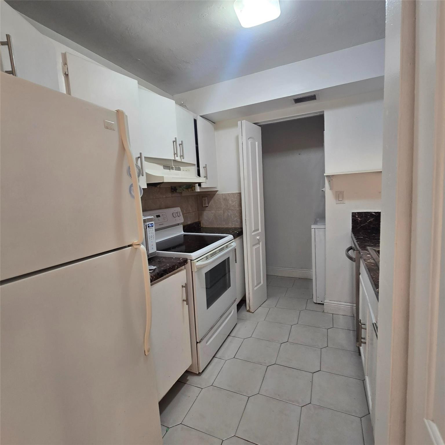 Continuum Condo - Residential Lease