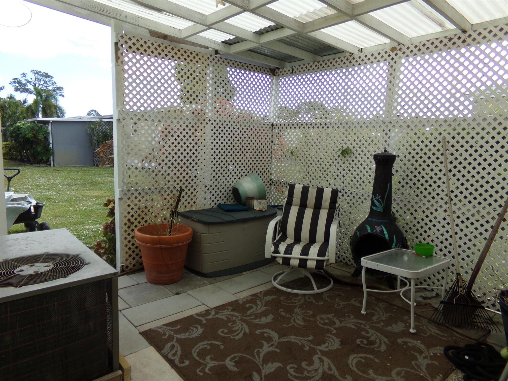 JAMAICA BAY MOBILE HOME C - Residential