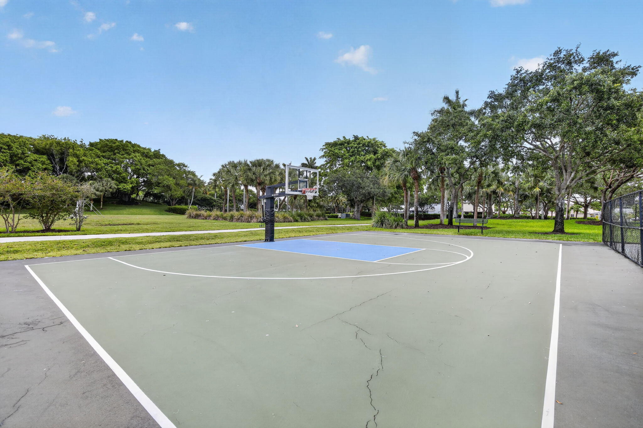 Laurel Ridge - Residential