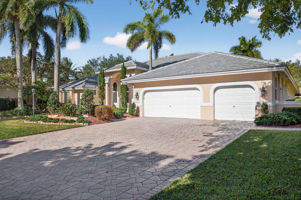 Photo of 6855 NW 102nd Lane, Parkland, FL 33076 (MLS # R11164000)