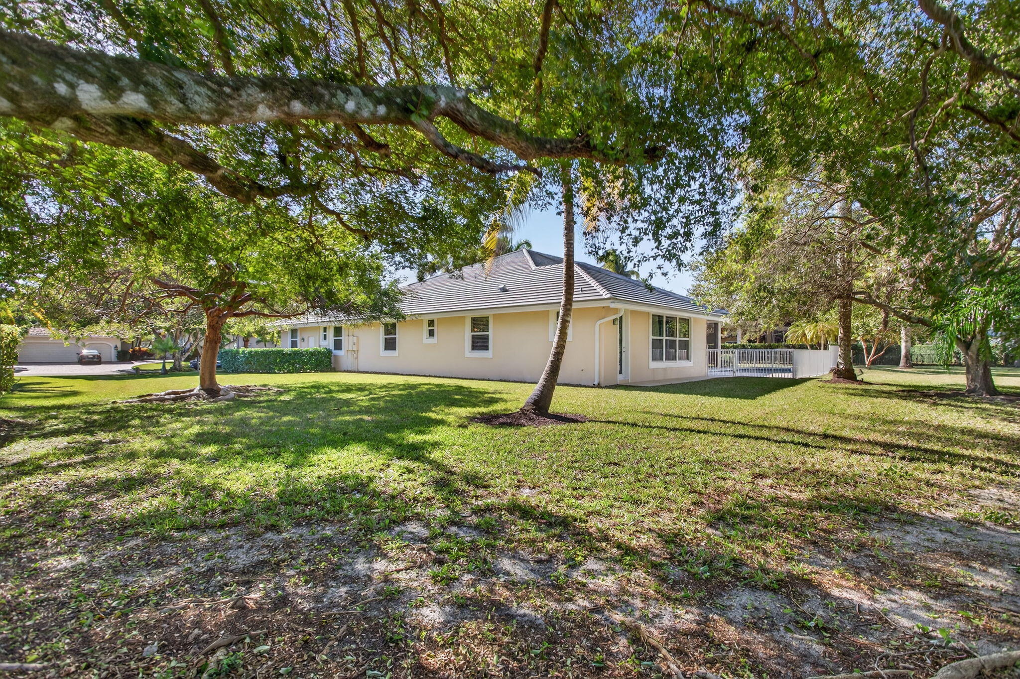 FOX RIDGE - Residential