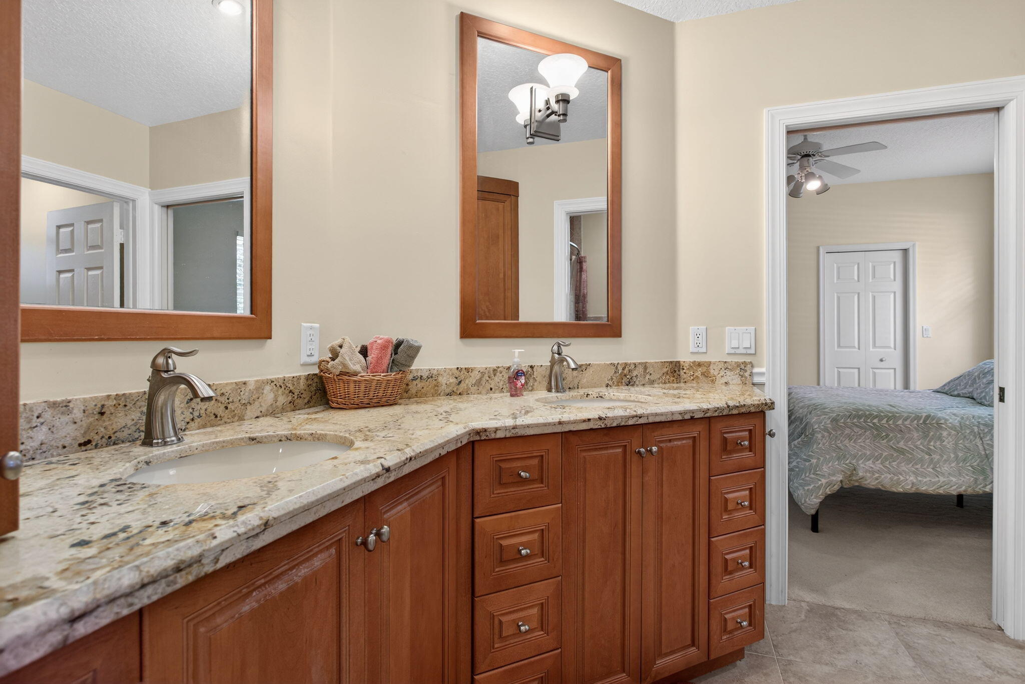 FOX RIDGE - Residential