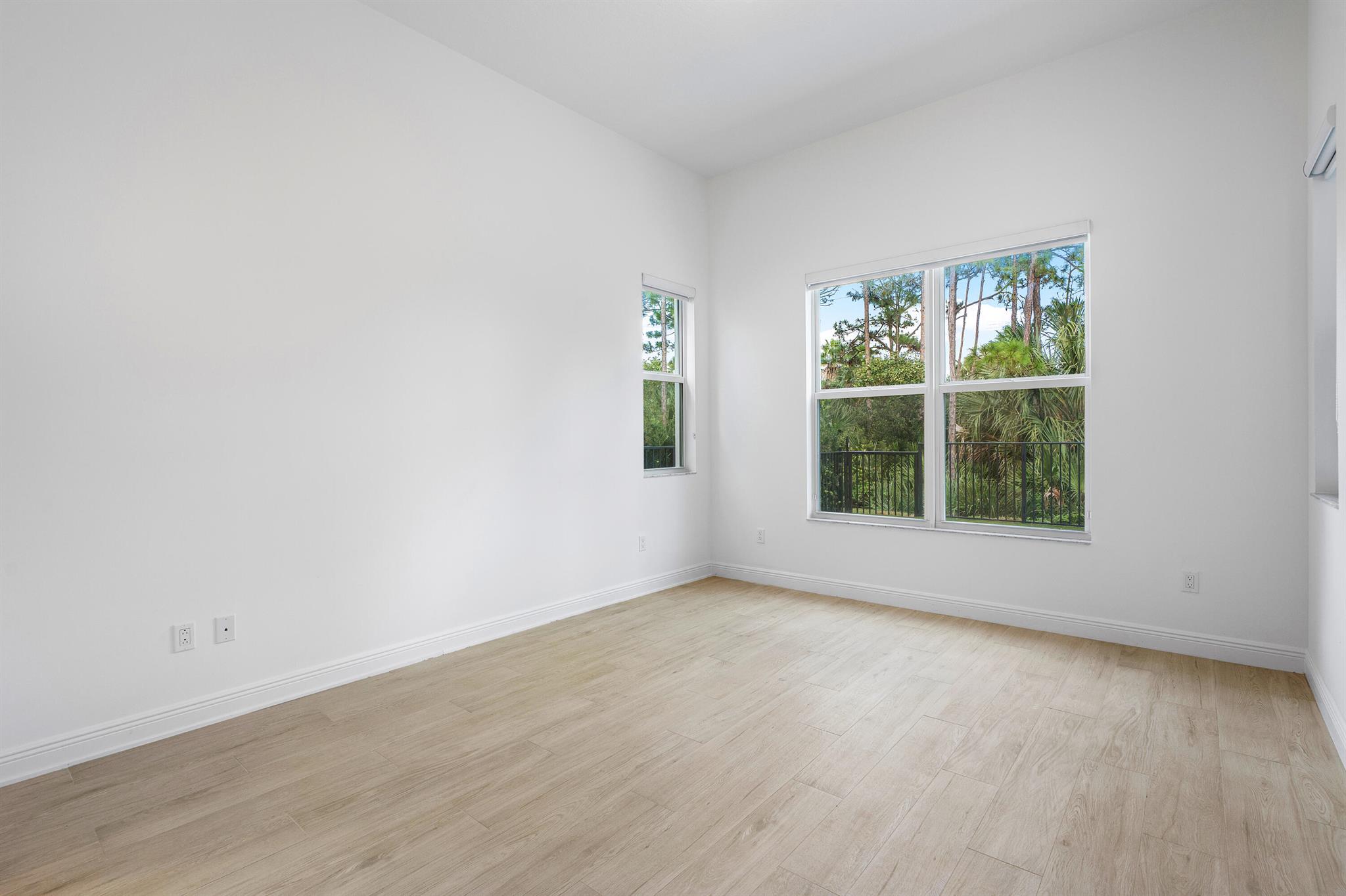 ALTON NEIGHBORHOOD - Residential