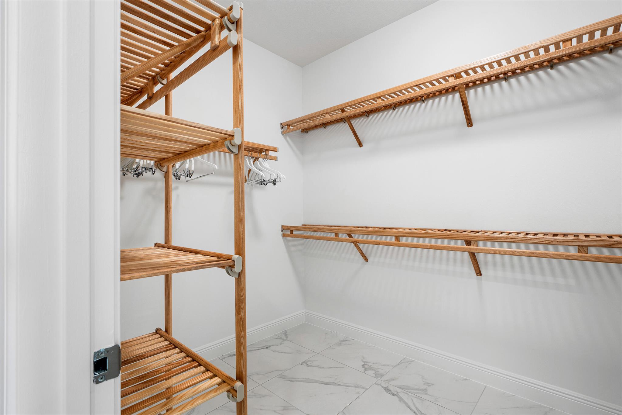 ALTON NEIGHBORHOOD - Residential