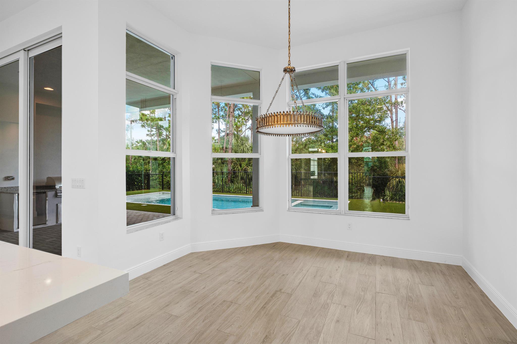 ALTON NEIGHBORHOOD - Residential