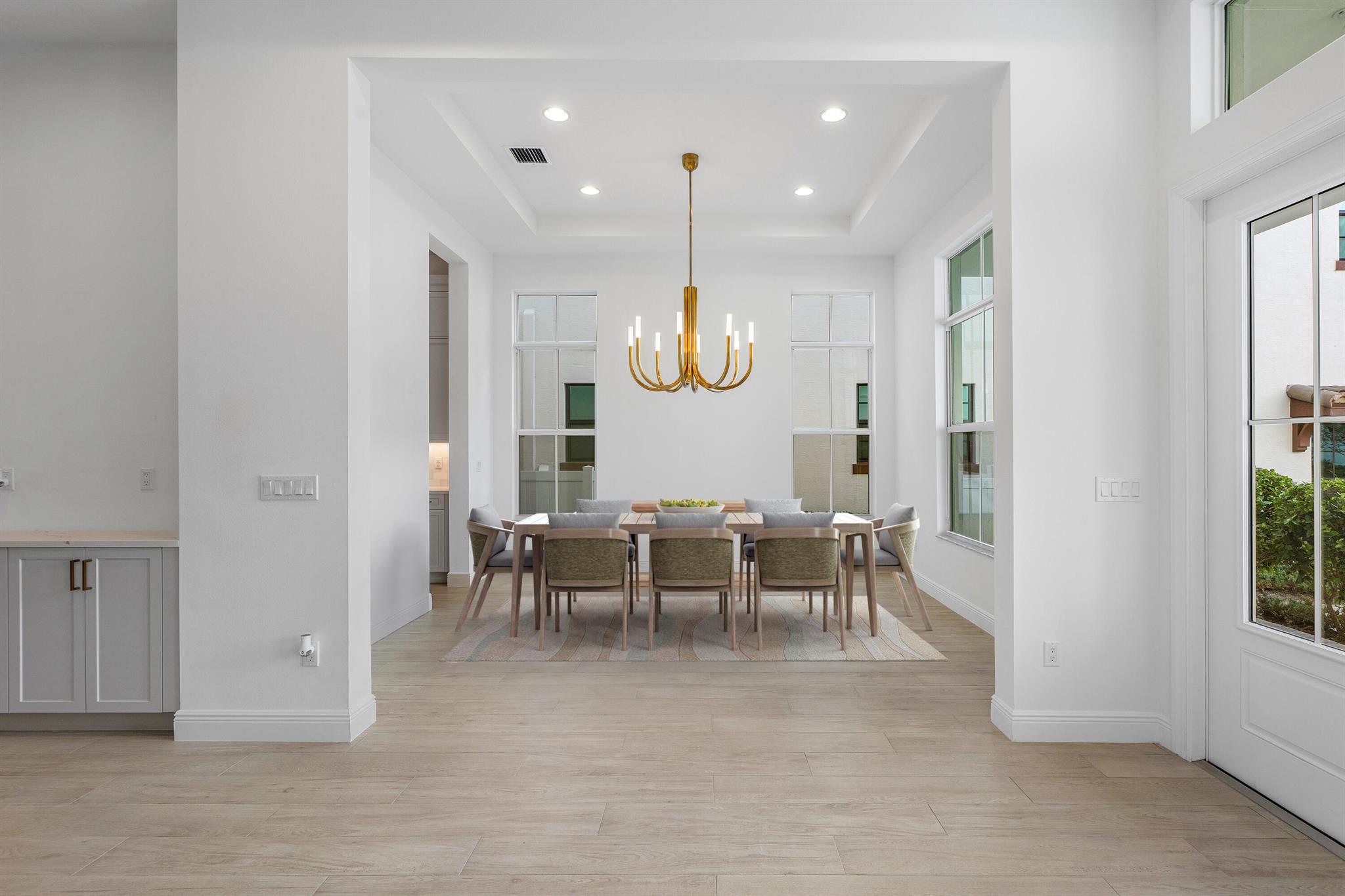 ALTON NEIGHBORHOOD - Residential