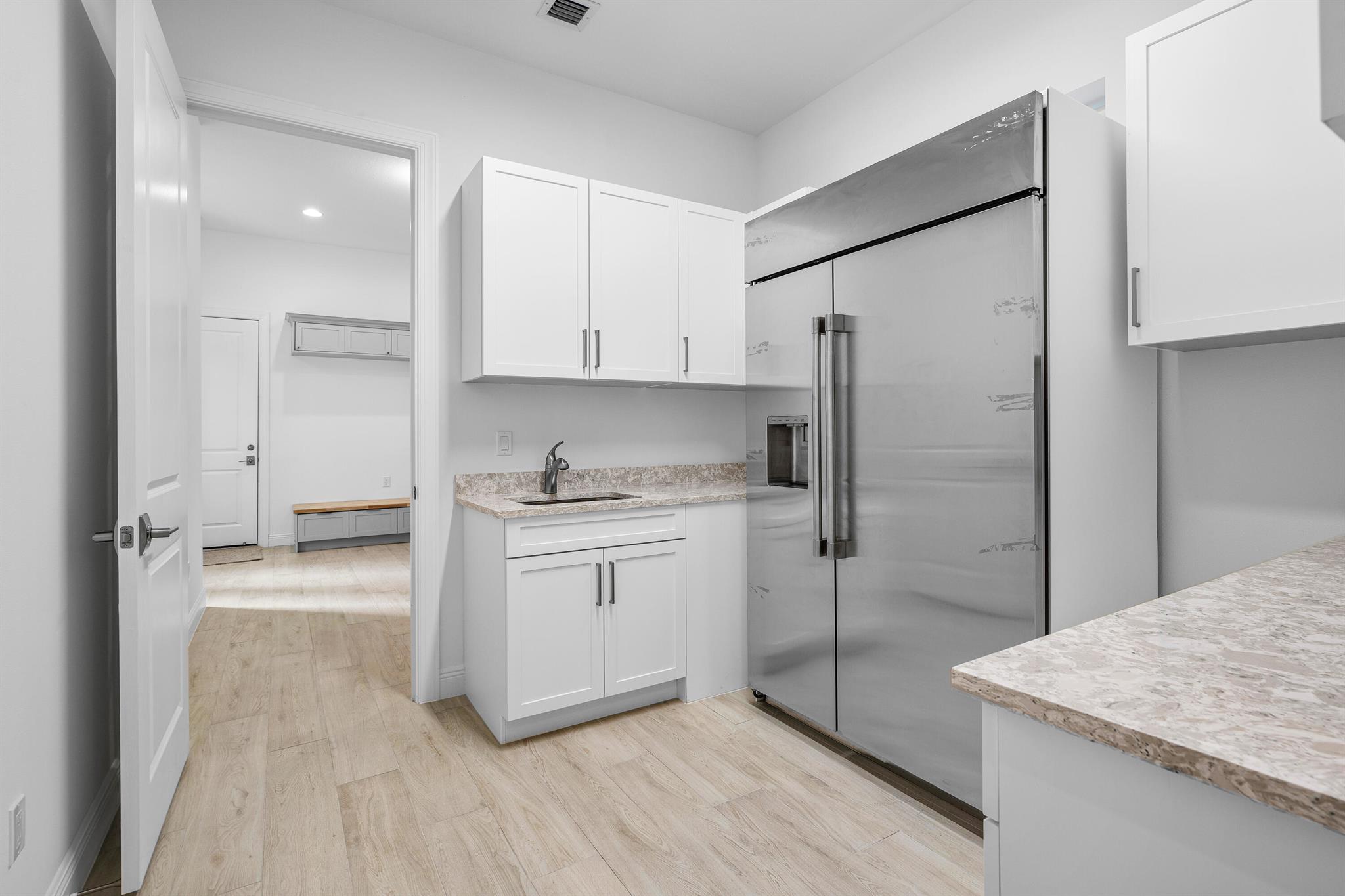 ALTON NEIGHBORHOOD - Residential