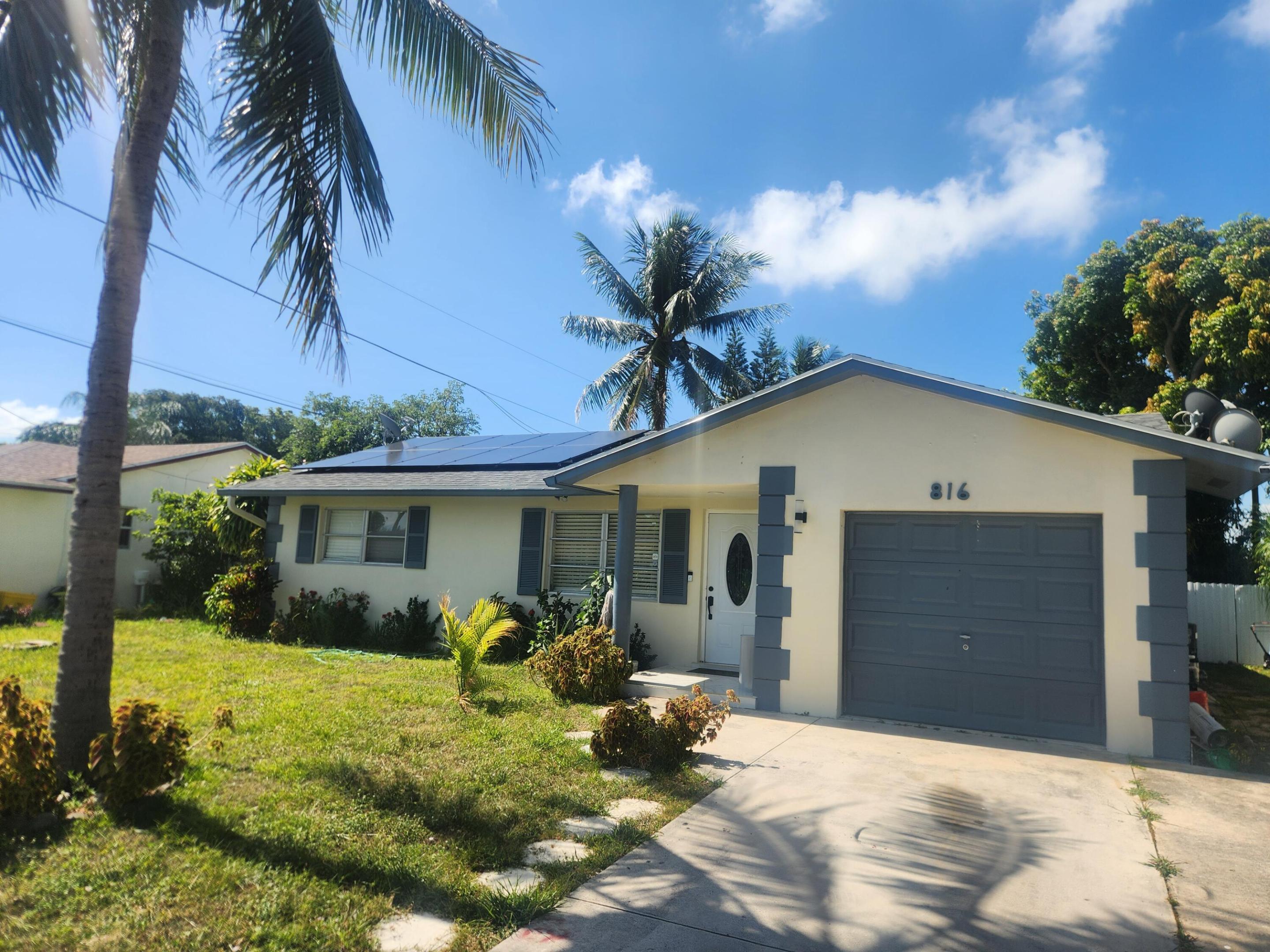 816 NW 8th Avenue