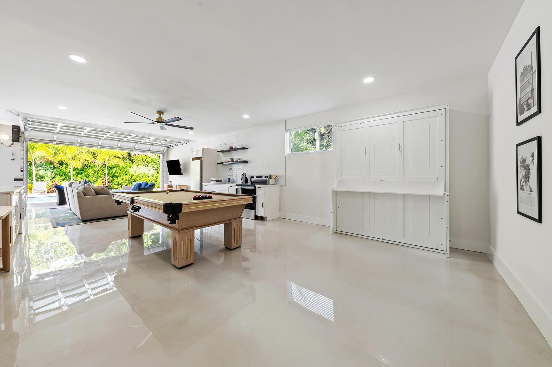 DELRAY TOWN OF - Residential Lease