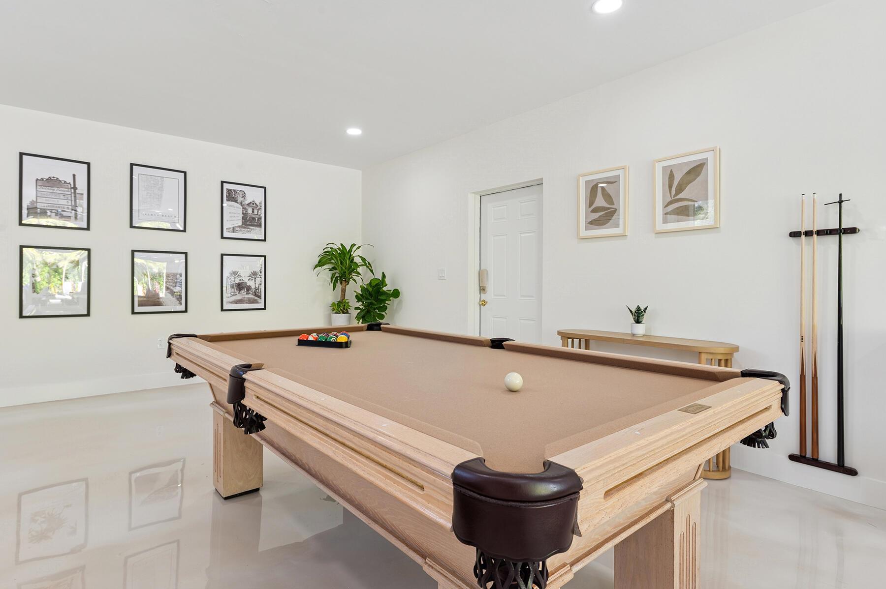 DELRAY TOWN OF - Residential Lease