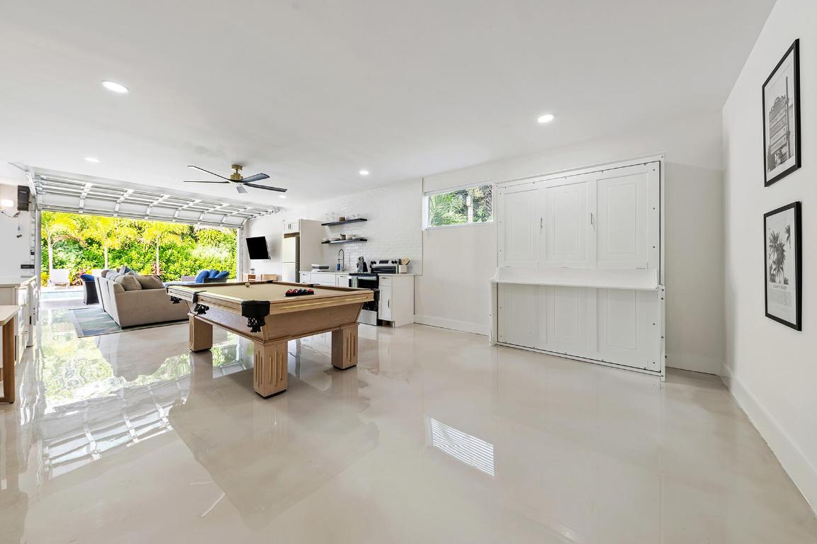 DELRAY TOWN OF - Residential Lease