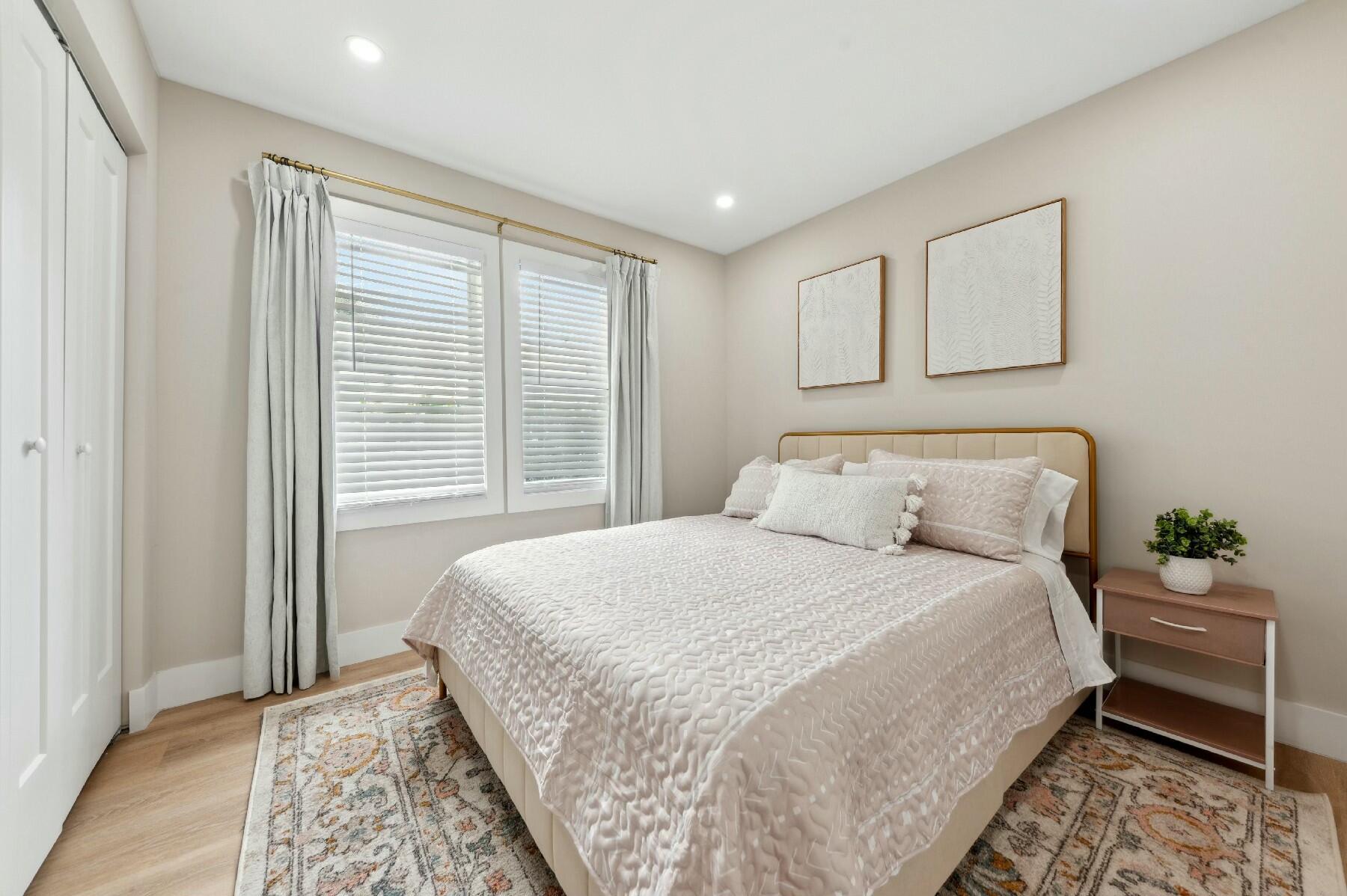 DELRAY TOWN OF - Residential Lease