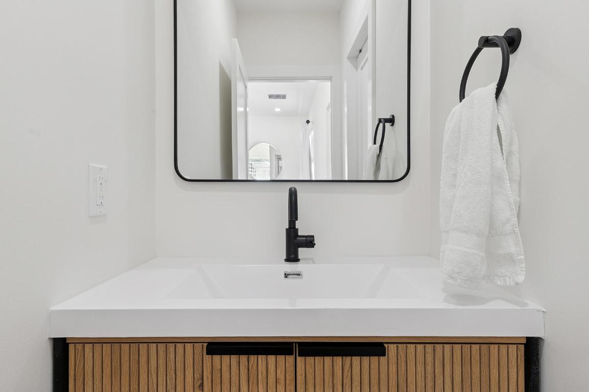 DELRAY TOWN OF - Residential Lease