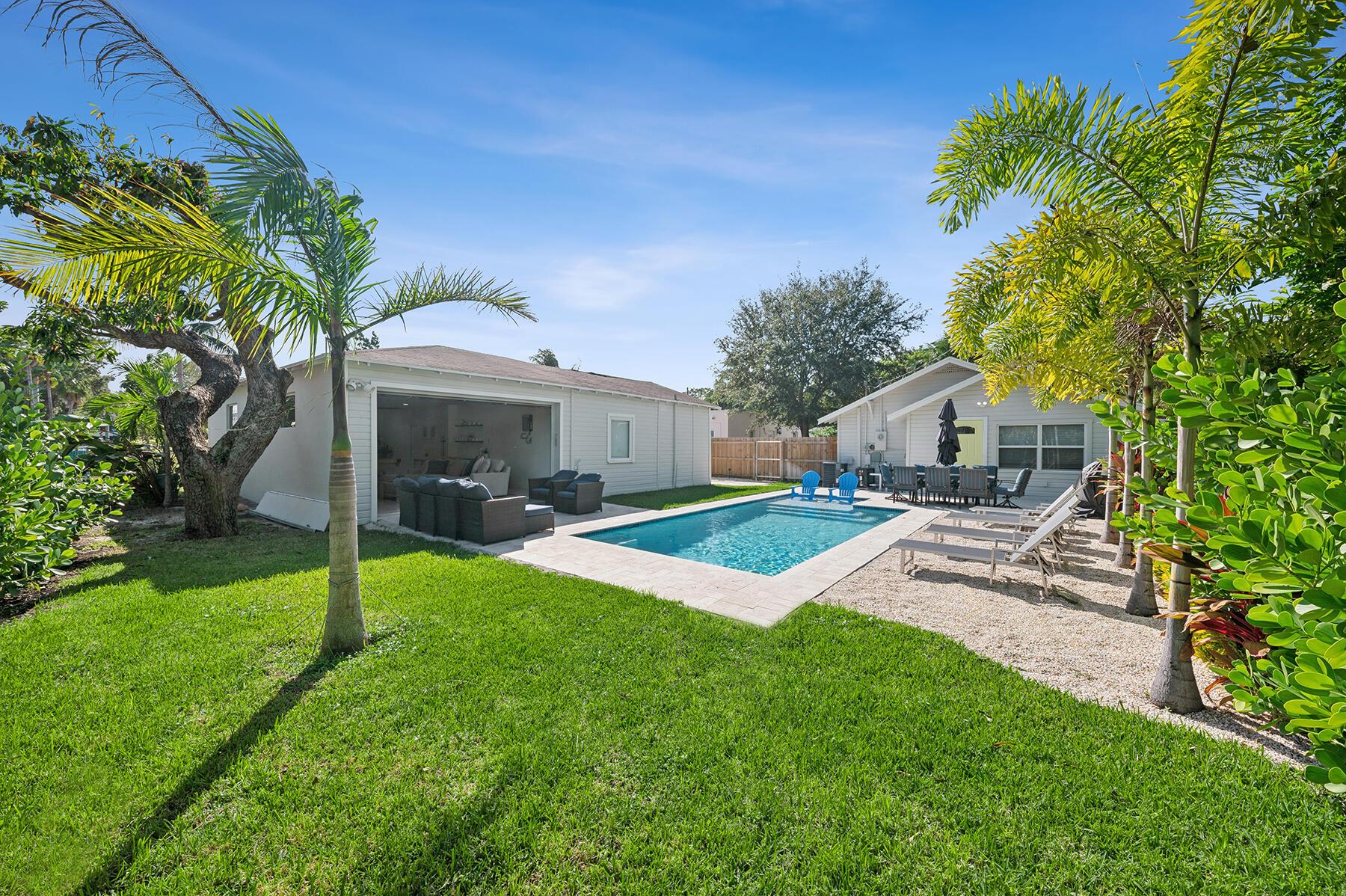 DELRAY TOWN OF - Residential Lease