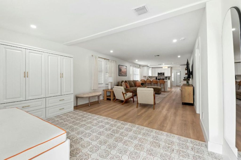 Photo of 125 NW 3rd Avenue, Delray Beach, FL 33444 (MLS # R11139912)