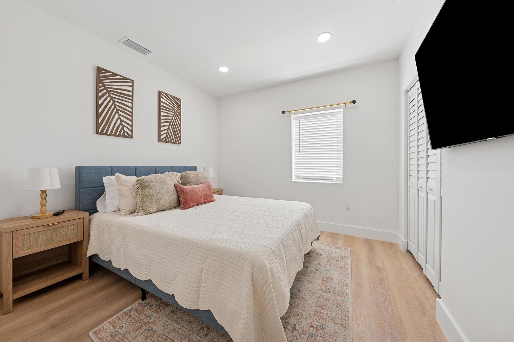 DELRAY TOWN OF - Residential Lease