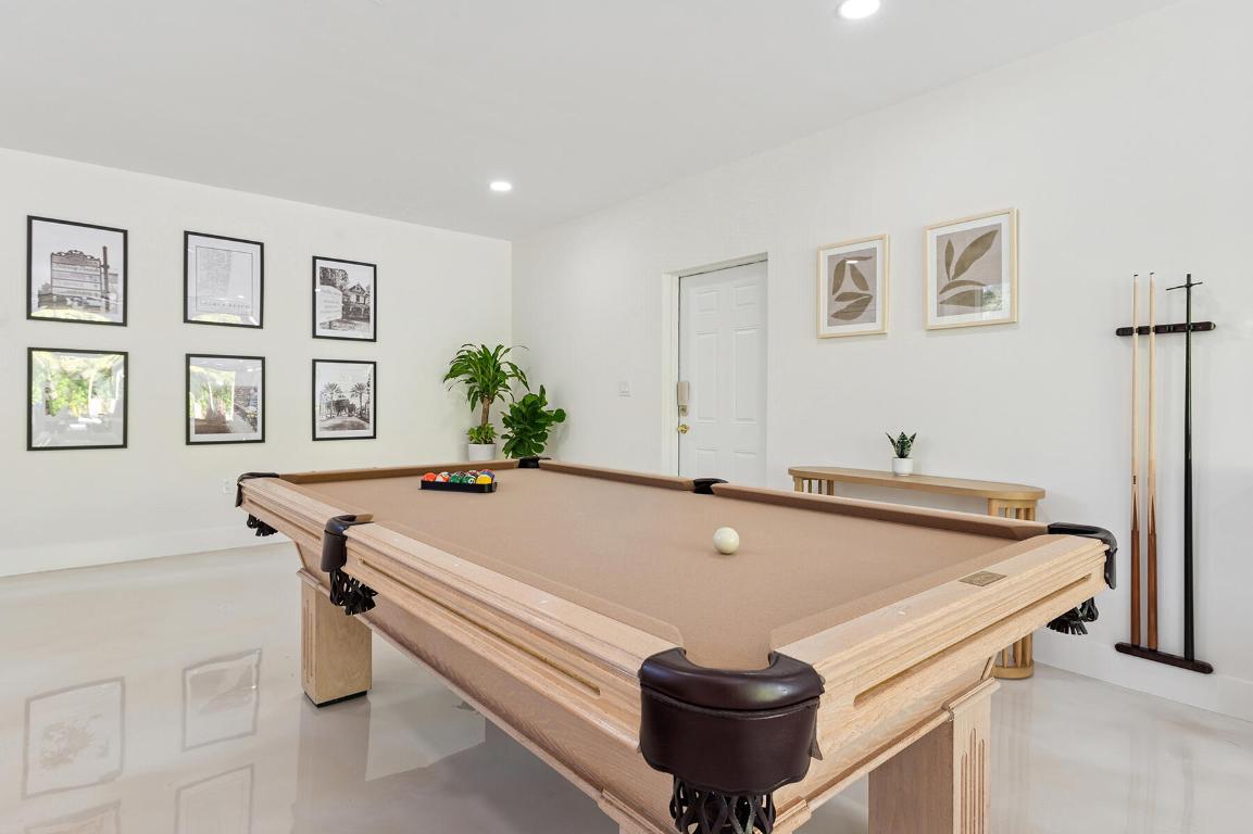 DELRAY TOWN OF - Residential Lease