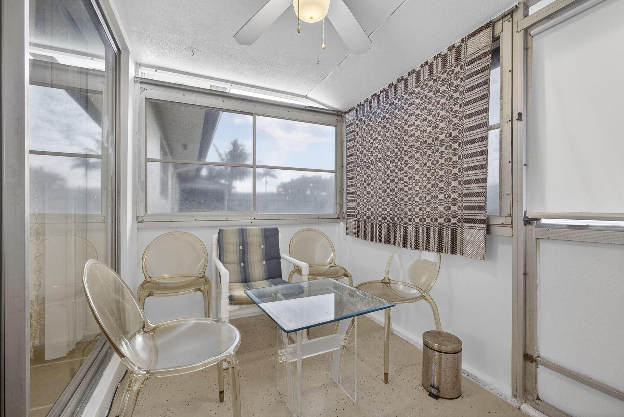 CRESTHAVEN VILLAS CONDO 2 - Residential