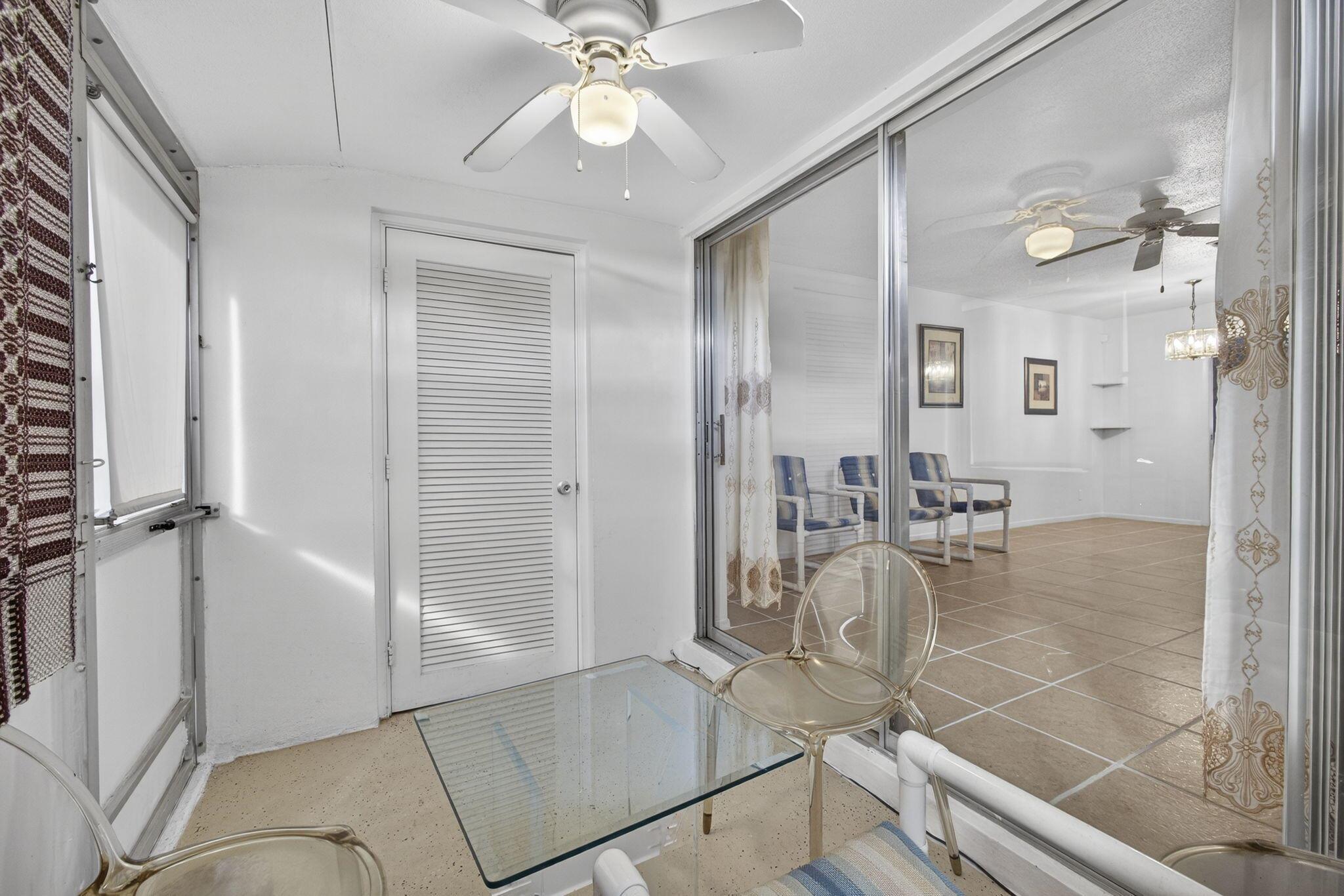 CRESTHAVEN VILLAS CONDO 2 - Residential