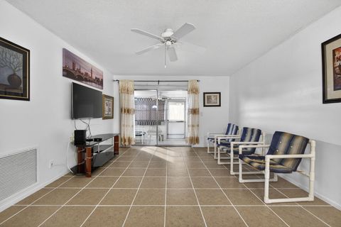 2833 Crosley Drive W C West Palm Beach FL 33415