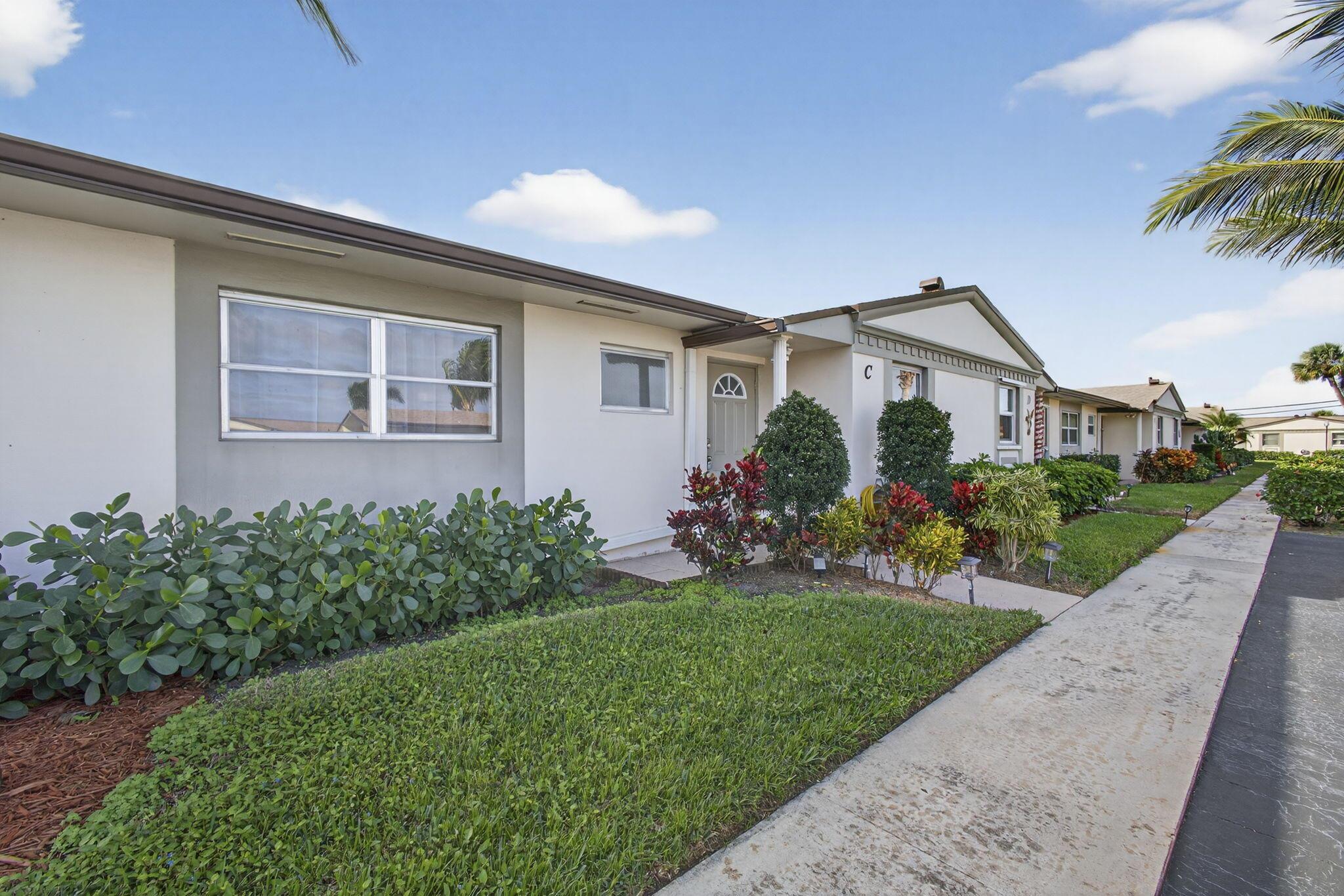 2833 Crosley Drive W C