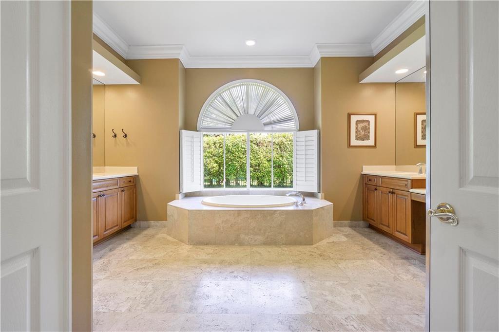 Fox Ridge 157-8 B - Residential