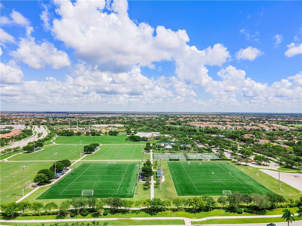 Fox Ridge 157-8 B - Residential