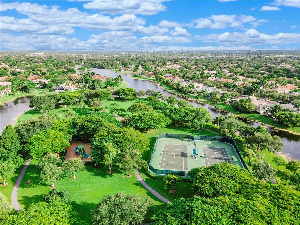 Fox Ridge 157-8 B - Residential