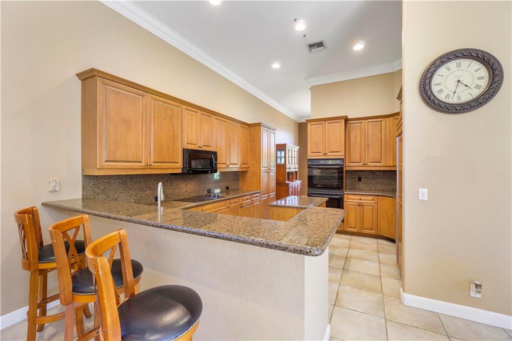 Fox Ridge 157-8 B - Residential