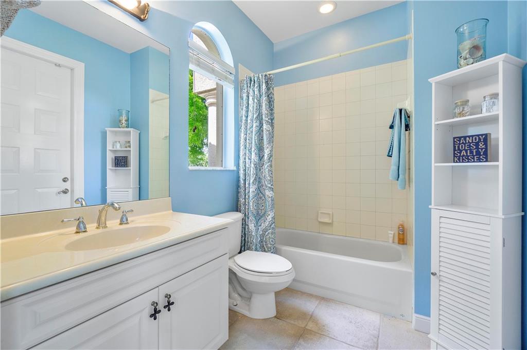 Fox Ridge 157-8 B - Residential