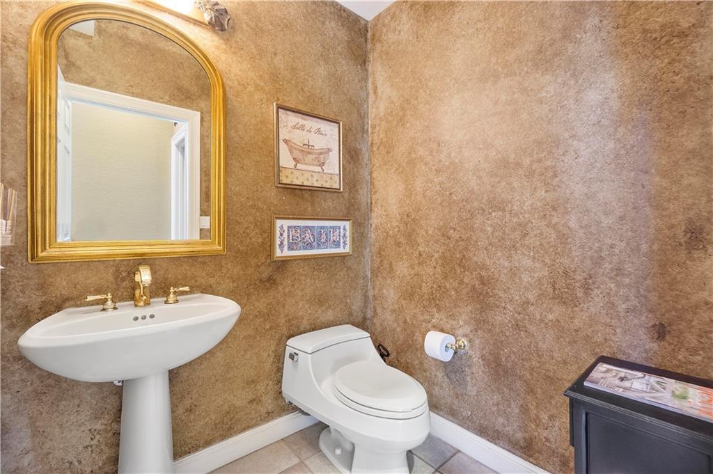 Fox Ridge 157-8 B - Residential