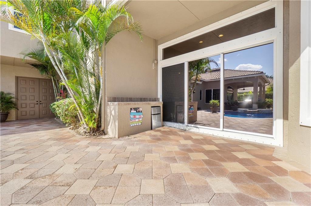 Fox Ridge 157-8 B - Residential