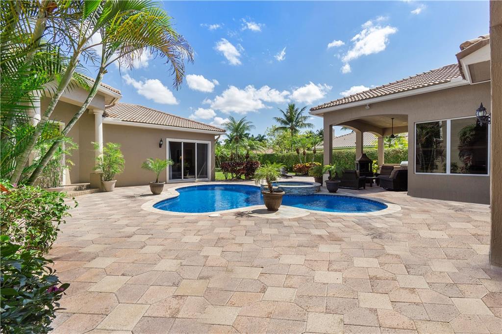 Fox Ridge 157-8 B - Residential