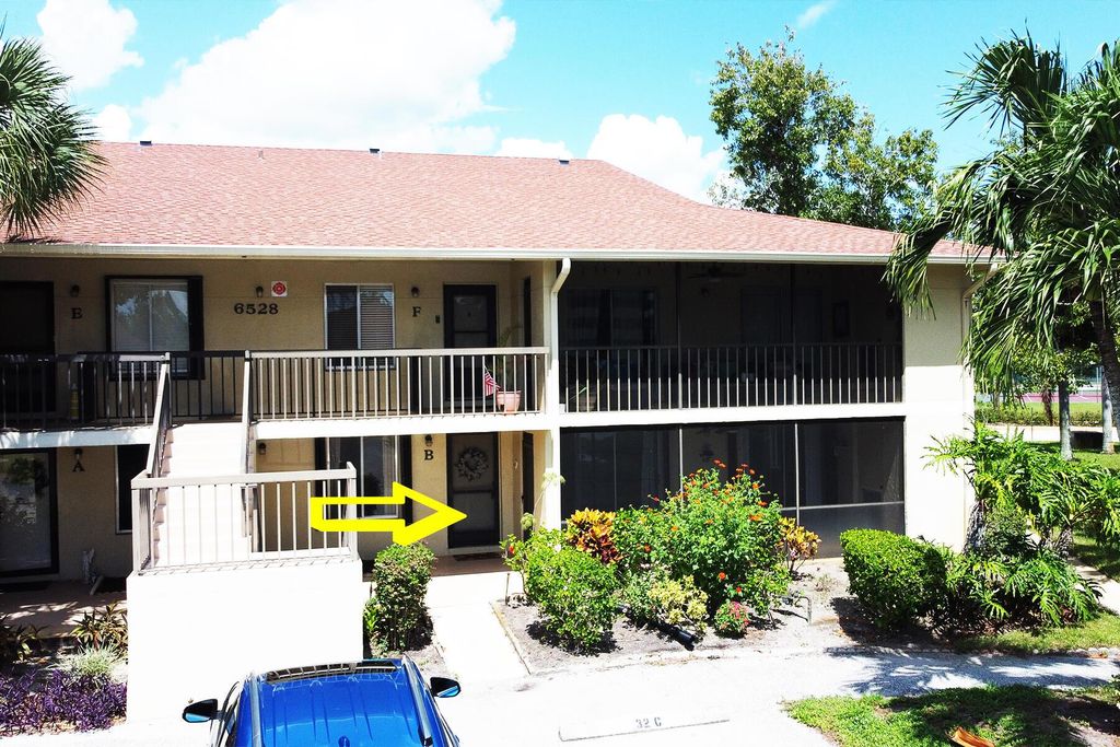 Photo of 6528 Chasewood Drive #B, Jupiter, FL 33458 (MLS # R11125482)