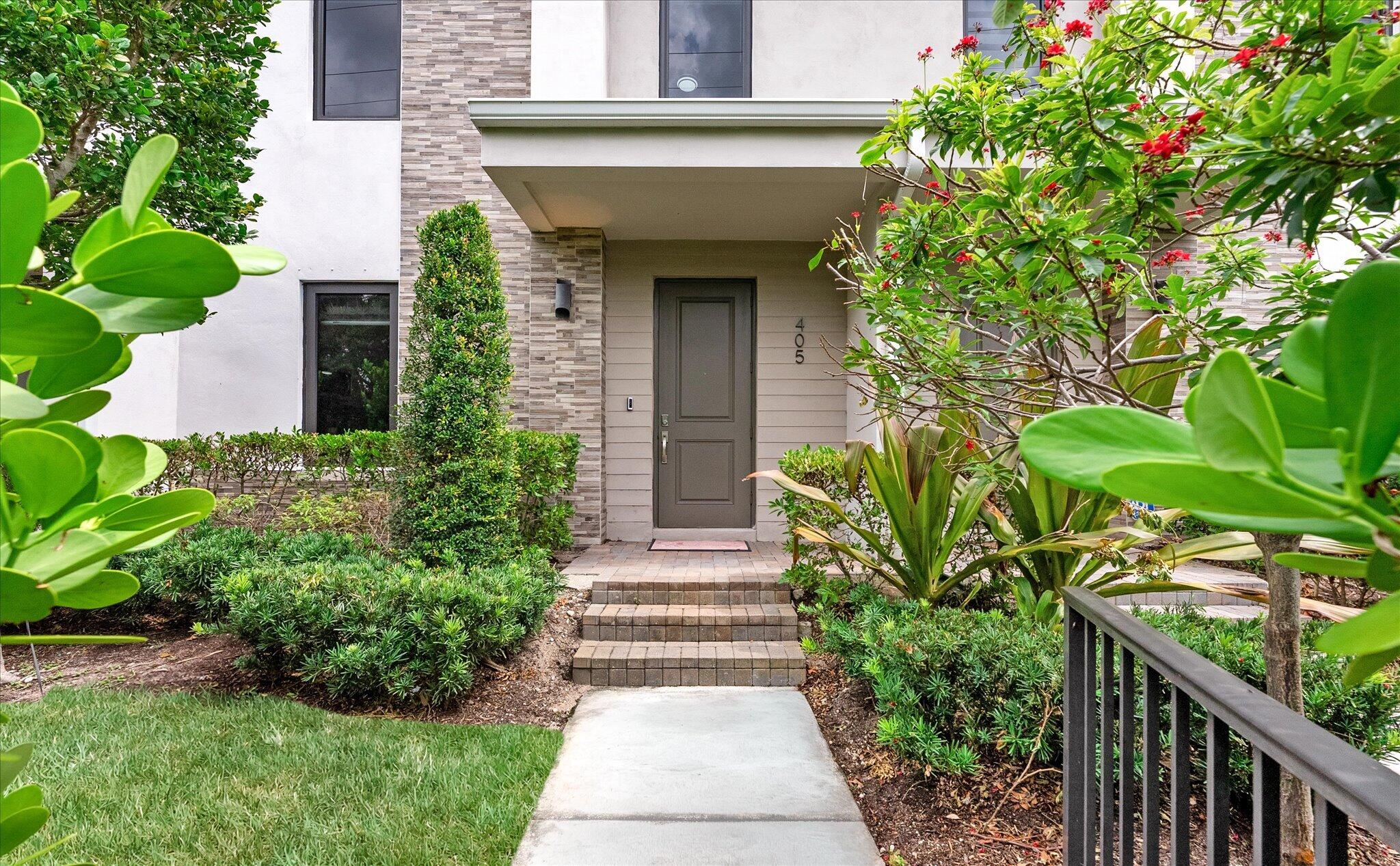 405 NW 17th Street