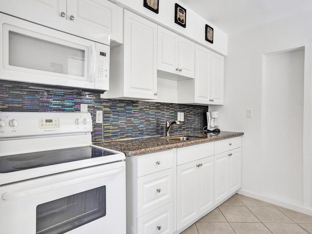 Silver Shores Sec Of Laud - Residential Lease