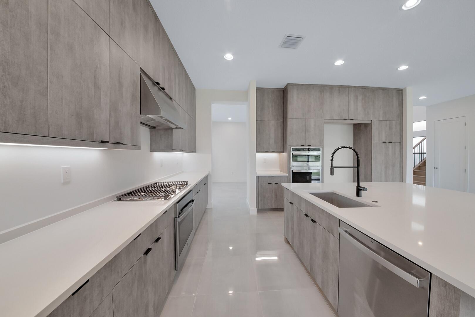 Lotus Palm - Residential