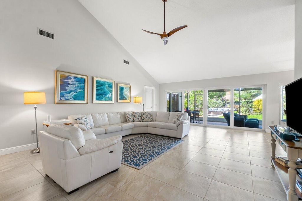 Photo of 222 Cape Pointe Circle, Jupiter, FL 33477 (MLS # R10968094)