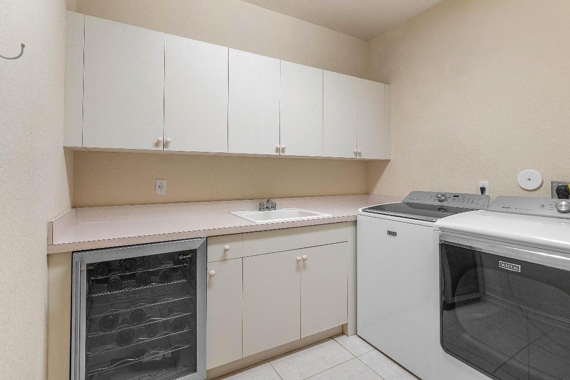 MEDITERRANIA - Residential