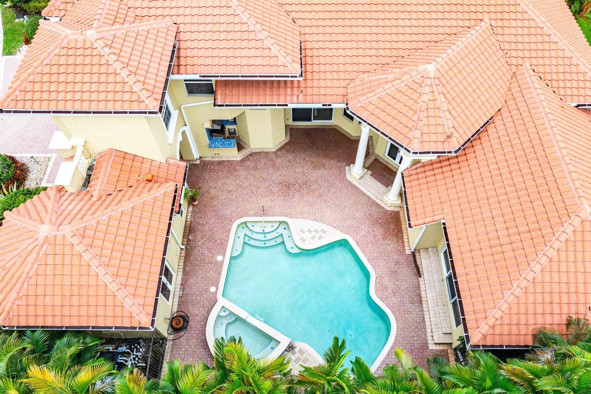 MEDITERRANIA - Residential