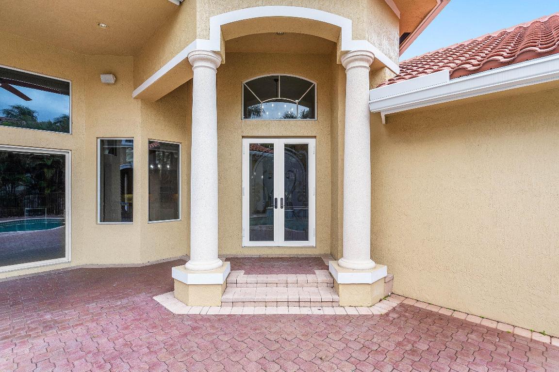 MEDITERRANIA - Residential