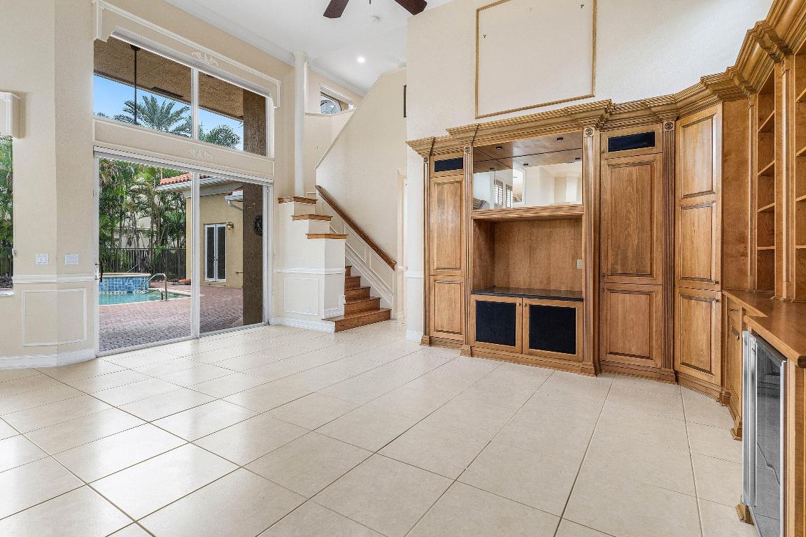 MEDITERRANIA - Residential