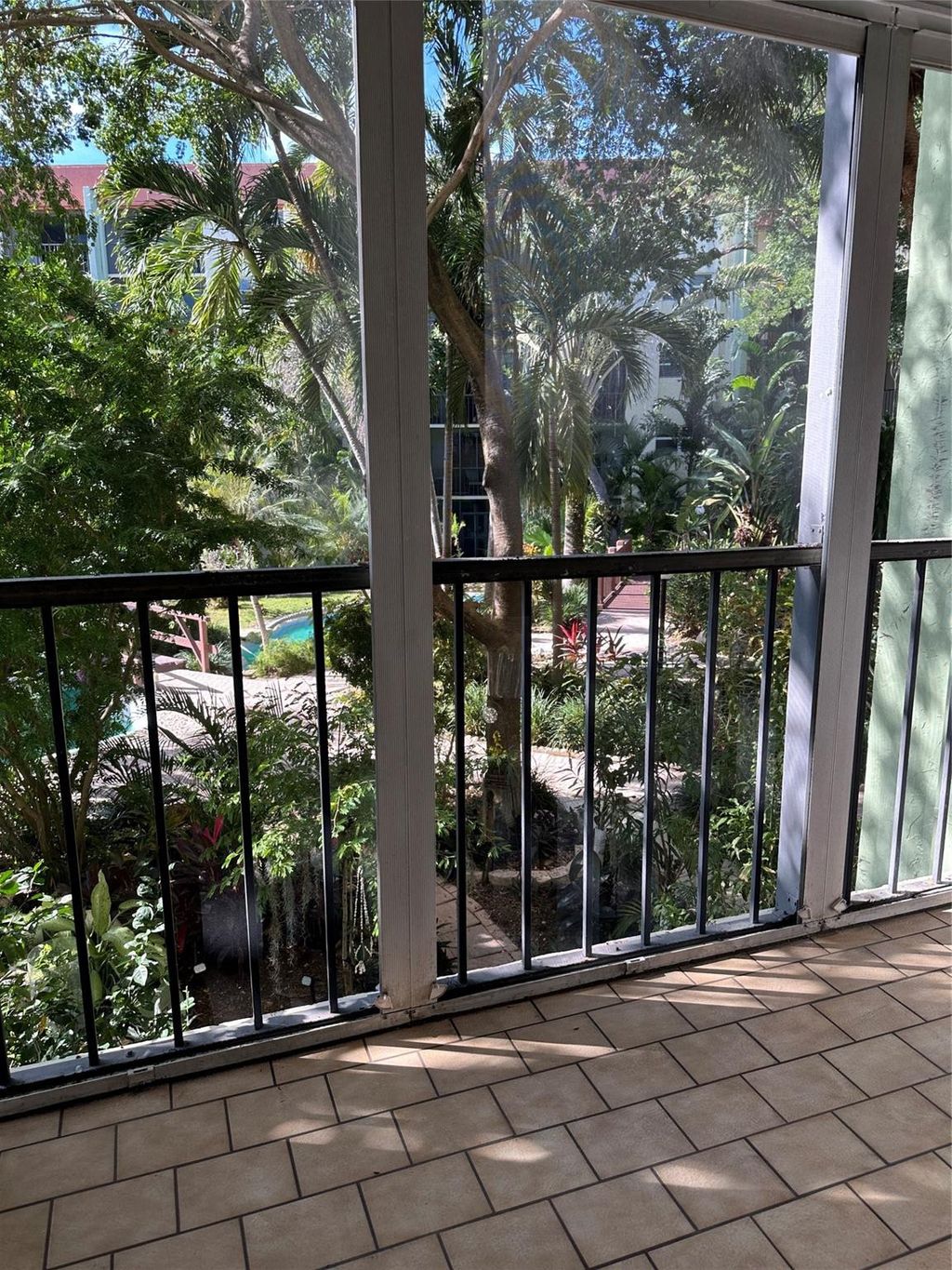 Photo of 5300 NE 24th Terrace #211C, Fort Lauderdale, FL 33308 (MLS # F10538093)