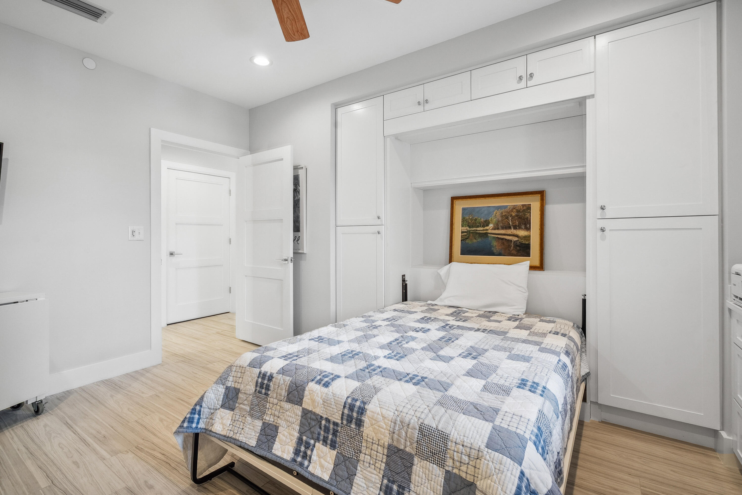 HIBISCUS BY THE SEA CONDO - Residential